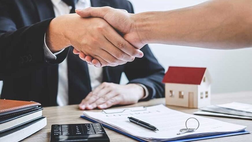 How a Home Loan Broker in Australia Can Transform Your Property Journey