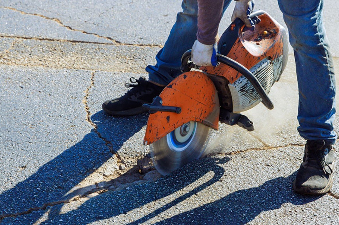 Commercial Asphalt Paving Project Costs, Benefits, and Best Practices